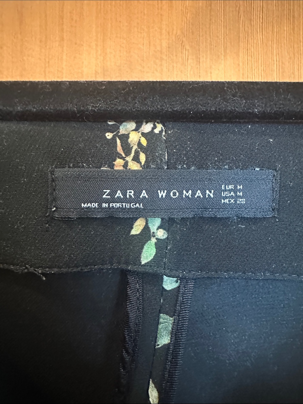 Zara Black Floral Pencil Skirt with Multicolor Blooms - Picture 2 of 4
